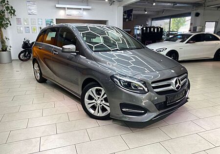 Mercedes-Benz B 180 CDI Automatik Navi Lederlenkr. Tempo SHG PDC MFL E