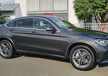 Mercedes-Benz GLC 300 4Matic AMG AHK schwenkbar 1.Hand