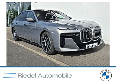 BMW 740 d xDrive M Sportpaket*Standhzg*Sky-Lounge*B&W
