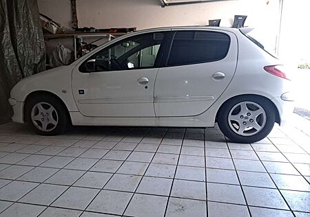 Peugeot 208 82 VTI Active