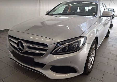 Mercedes-Benz C 180 C180 T-Modell*KLIMA*NAVI*PDC*AHK*BI-XENON* ASSES