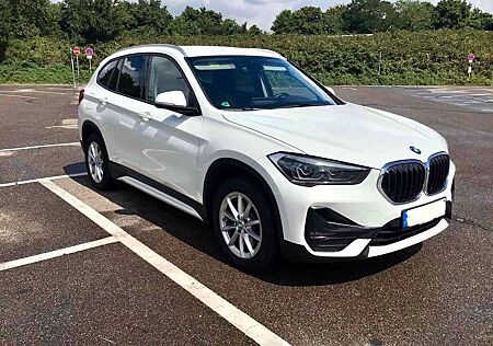 BMW X1 sDrive20d Sport Line Steptronic HeadUp LED