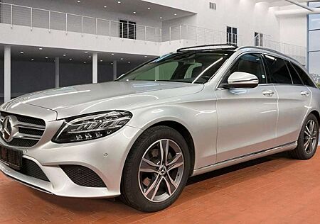 Mercedes-Benz C 180 T CGI 9-G AVANTGARDE LED ACC PANO KAM TOT