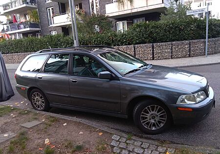 Volvo V90 Cross Country V40 Cross Country