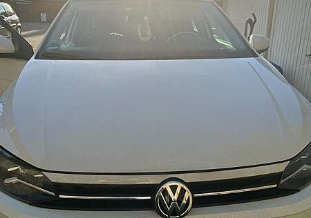VW Polo Volkswagen 1.6 TDI SCR Comfortline