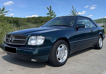 Mercedes-Benz E 200 Coupe - unverbastelt!