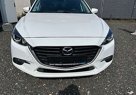 Mazda 3 Center-Line
