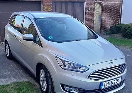 Ford Grand C-Max Titanium