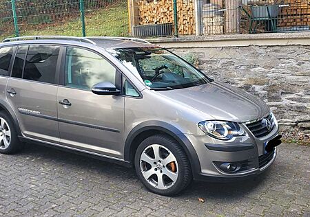VW Touran Volkswagen 2.0 TDI DSG Highline