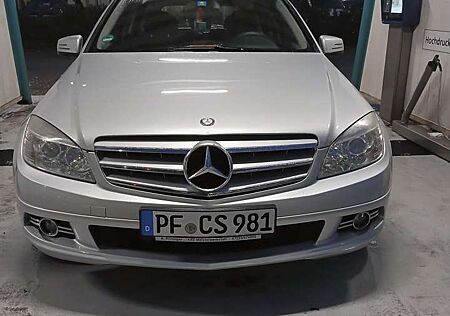 Mercedes-Benz 200