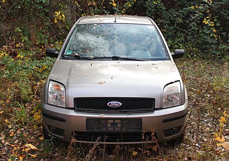 Ford Fusion 1.4Trend