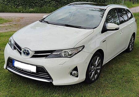 Toyota Auris 1.8 VVT-i Hybrid Automatik Edition