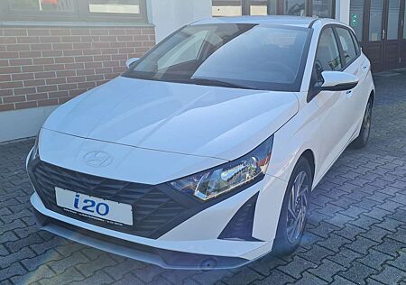 Hyundai i20 1.2i Comfort NAVI/RFK/PDC/ALU