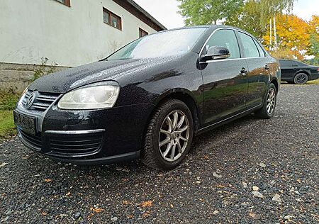 VW Jetta gebraucht kaufen VW Jetta Volkswagen 1.6 Comfortline Tüv 06.26,Allwetterreifen