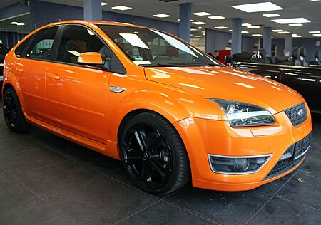 Ford Focus 2.5 MK2 ST - Recaro - SHZ -Navi -