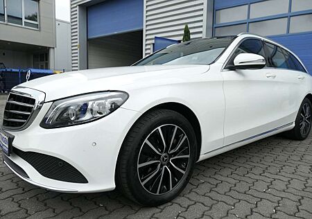 Mercedes-Benz C 220 d T Exclusive Panorama Top Zustand!