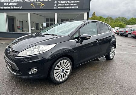 Ford Fiesta Titanium 2-HAND, SCHECKHEFT GEPFLEGT