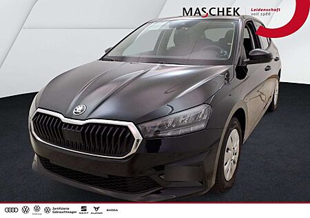 Skoda Fabia Essence 1.0 TSI PDC LED Klima LED PDC