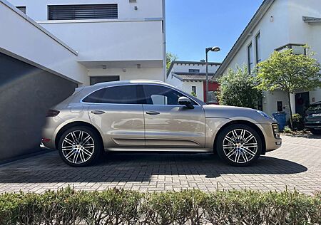 Porsche Macan S Diesel, SportDesign, Luft 21“ Pano Vollleder A