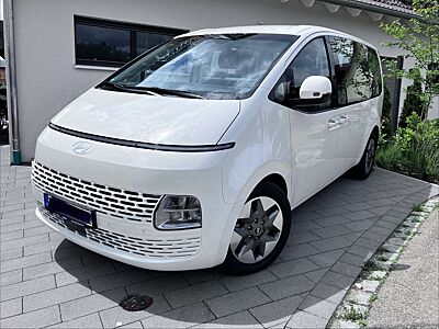Hyundai STARIA 1.6 T-GDI HEV Trend