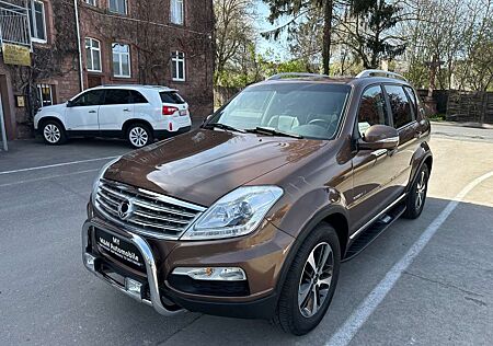 SsangYong Rexton W 2.2 Sapphire 4WD/AHK 3.5T/7 Sitzer/Voll