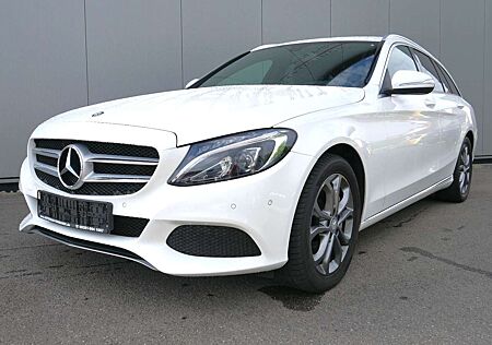 Mercedes-Benz C 250 d T-Modell Avantgarde NAVI/LED/AHK/RFK/STHZ