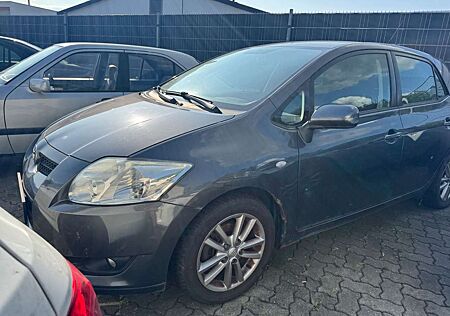 Toyota Auris Life Klima auf wunsch mit TÜV & Garantie