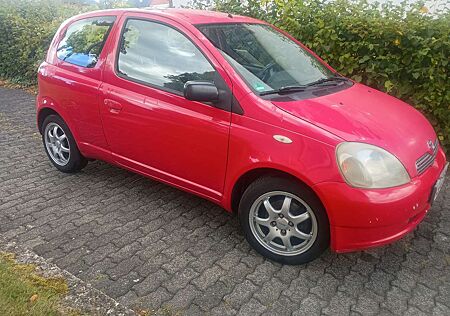 Toyota Yaris 1.0 linea eco