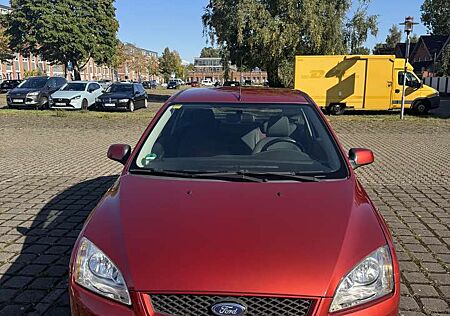 Ford Focus 1.6 16V Fun X