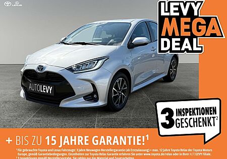Toyota Yaris 1.5 Club +Navi+Sitzheiz+Allwetter+CarPlay+