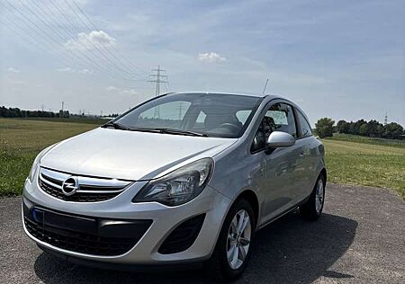Opel Corsa 1.4 16V Selection