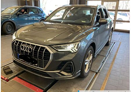 Audi Q3 40 2.0 TFSI S tronic S line Navi AHK LED DigC