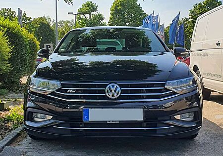 VW Passat Volkswagen Lim. 2.0 TDI SCR DSG R-Line 18" LED KAM AHK ACC