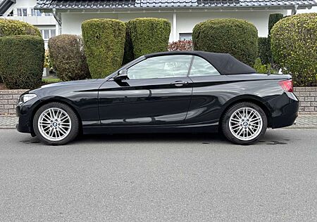 BMW 220d 220 Cabrio Sport-Aut.