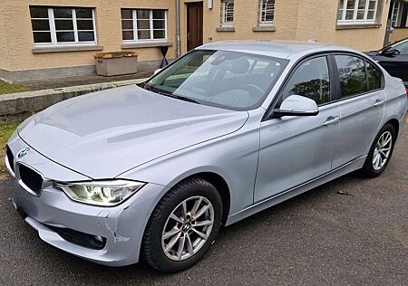 BMW 320i 320 3er Aut.