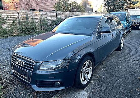 Audi A4 Avant Amb./AUTOMATIK/NAVI/SITZHEIZUNG/XENON