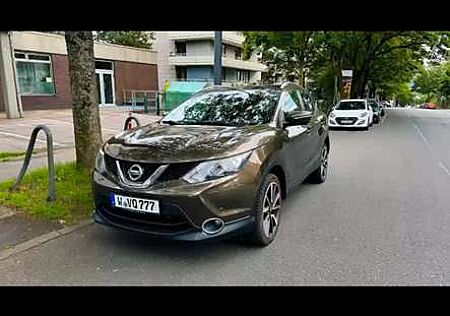 Nissan Qashqai 1.6 dCi ALL-MODE 4x4i PREMIER