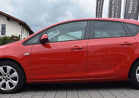 Opel Astra J Lim. 5-trg. Style