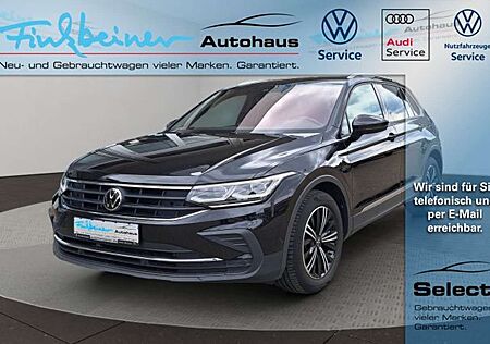 VW Tiguan Volkswagen Active 1.5l TSI DSG Bluetooth Navi LED