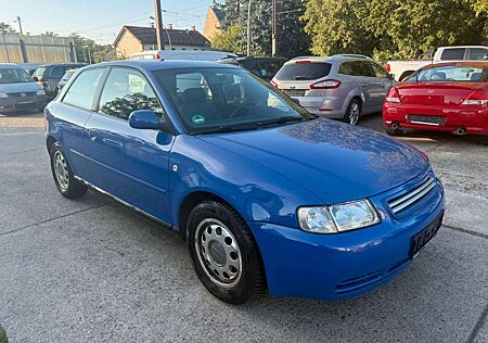 Audi A3 1.6 Auto Attraction*TUV NEU*
