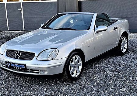 Mercedes-Benz SLK 200 Roadster Top Zustand, nur 19 TKM