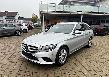 Mercedes-Benz C 200 T 4Matic*360°*Navi*LED*AHK*Distr.