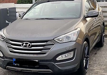 Hyundai Santa Fe Style 2WD