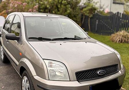 Ford Fusion Trend