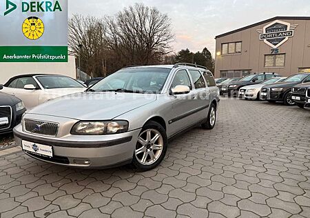 Volvo V70 2.4 Comfort Aut/ZR 23/HU NEU/SHZ/Tempo/Klima