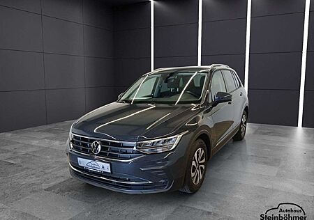 VW Tiguan Volkswagen Active 2.0TDI DSG LED NAV AHK ACC SHZ Navi