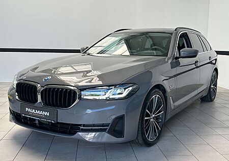 BMW 530e 530 xDrive Touring Aut. Navi*Leder*LASER*HUD*1.Hd