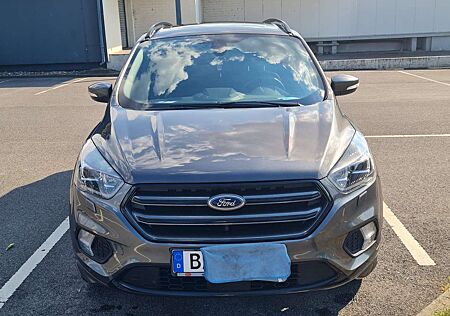 Ford Kuga ST Line