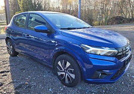 Dacia Sandero Expression TCe 90 Automatik - KLIMAAUTOM - SITZHE