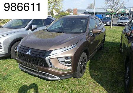 Mitsubishi Eclipse Cross Plus Hybrid 4WD LED 18" HeadUp Kam